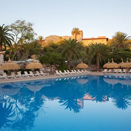 Es Port Hotel 4*