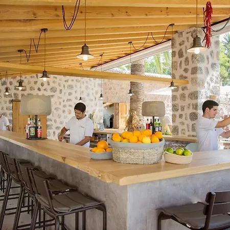 Es Port Hotel
